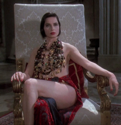 Isabella Rossellini in Death Becomes Her (1992)