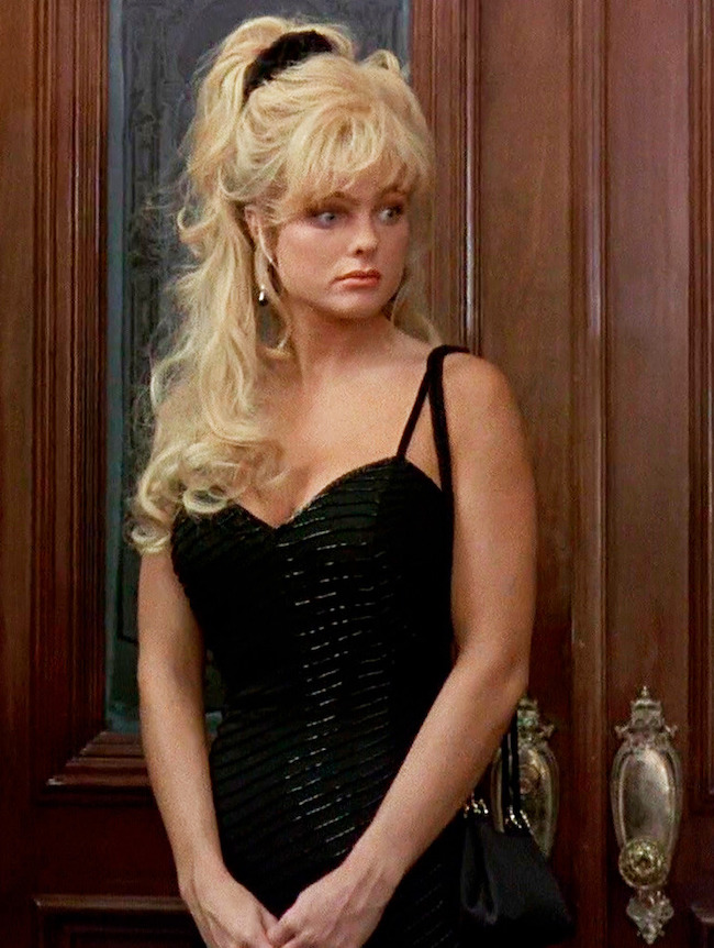Erika Eleniak in The Beverly Hillbillies 1993