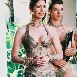 Dana Delany and Stephanie Niznik in Exit to Eden (1994)